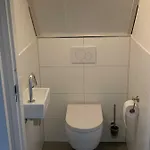 度假居 Oscar With Sauna In 温特斯韦克