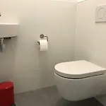 度假居 Oscar With Sauna In